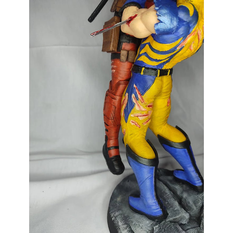 Diorama wolverine x deadpool action figure estátua