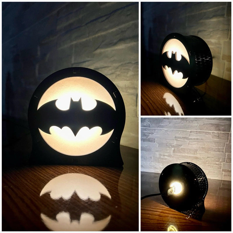 Luminária Geek Batman / Com Luz de Led e cabo USB